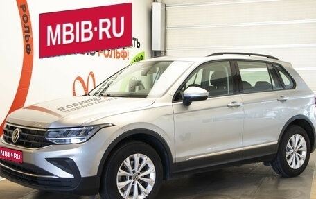 Volkswagen Tiguan II, 2020 год, 2 449 000 рублей, 1 фотография