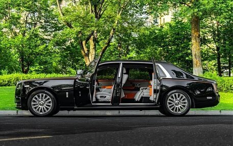 Rolls-Royce Phantom VIII, 2023 год, 49 700 000 рублей, 4 фотография