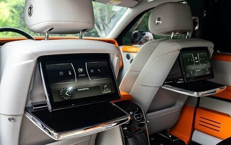Rolls-Royce Phantom VIII, 2023 год, 49 700 000 рублей, 20 фотография