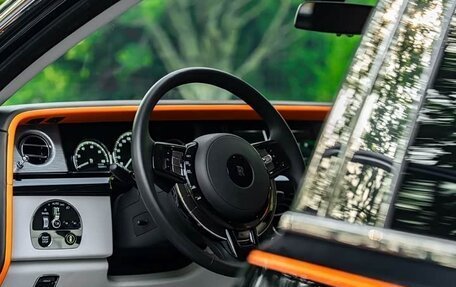 Rolls-Royce Phantom VIII, 2023 год, 49 700 000 рублей, 21 фотография
