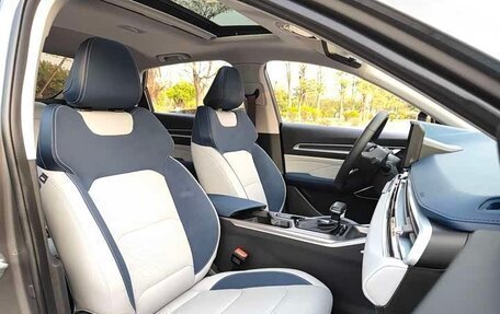 Geely Emgrand, 2022 год, 950 000 рублей, 10 фотография