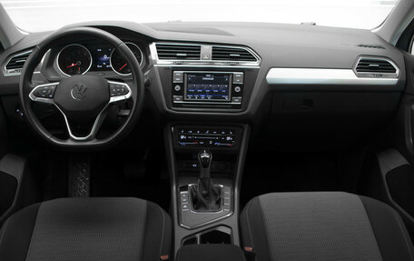 Volkswagen Tiguan II, 2020 год, 2 449 000 рублей, 9 фотография