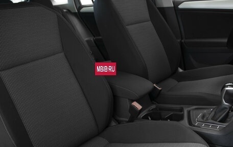 Volkswagen Tiguan II, 2020 год, 2 449 000 рублей, 31 фотография