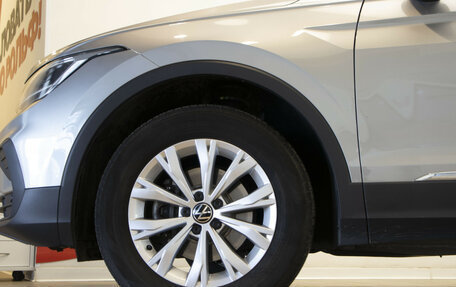 Volkswagen Tiguan II, 2020 год, 2 449 000 рублей, 34 фотография