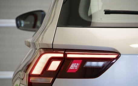 Volkswagen Tiguan II, 2020 год, 2 449 000 рублей, 36 фотография
