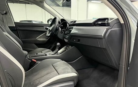Audi Q3, 2022 год, 1 960 000 рублей, 10 фотография