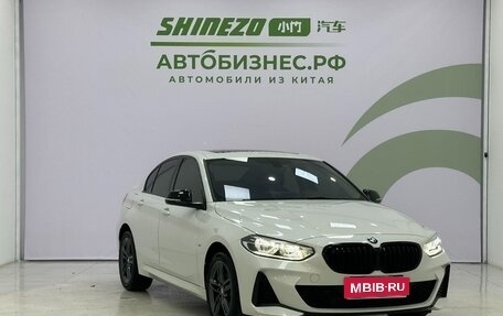 BMW 1 серия, 2023 год, 1 927 000 рублей, 3 фотография