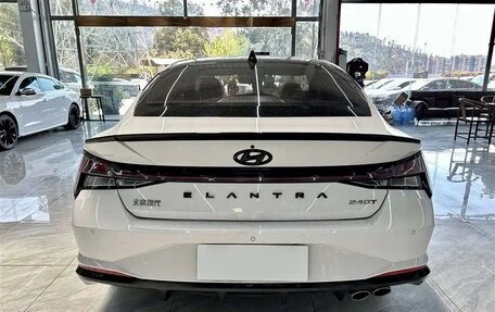 Hyundai Elantra, 2023 год, 1 550 000 рублей, 6 фотография