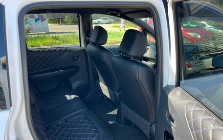 Toyota Ractis I, 2008 год, 629 000 рублей, 13 фотография