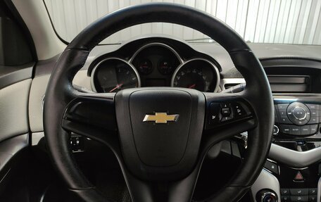Chevrolet Cruze II, 2012 год, 610 000 рублей, 7 фотография