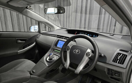 Toyota Prius, 2010 год, 899 000 рублей, 9 фотография
