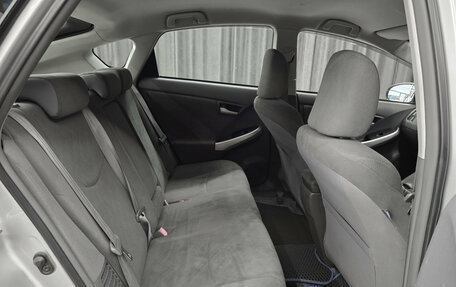 Toyota Prius, 2010 год, 899 000 рублей, 14 фотография