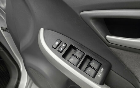 Toyota Prius, 2010 год, 899 000 рублей, 16 фотография