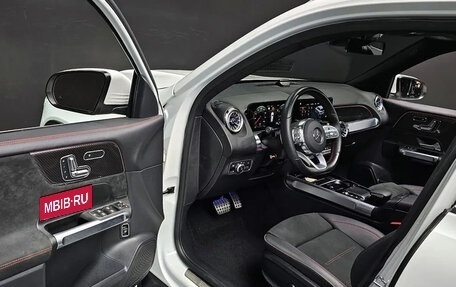Mercedes-Benz GLB, 2023 год, 5 300 000 рублей, 3 фотография