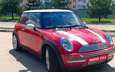 MINI Hatch, 2004 год, 820 000 рублей, 1 фотография