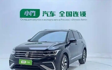 Volkswagen Tiguan II, 2023 год, 2 488 000 рублей, 1 фотография