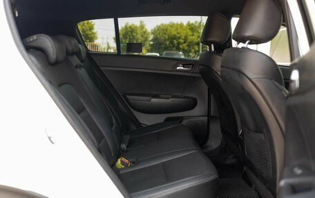 KIA Sportage IV рестайлинг, 2020 год, 2 200 000 рублей, 21 фотография