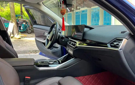 BMW 3 серия, 2023 год, 2 654 000 рублей, 8 фотография
