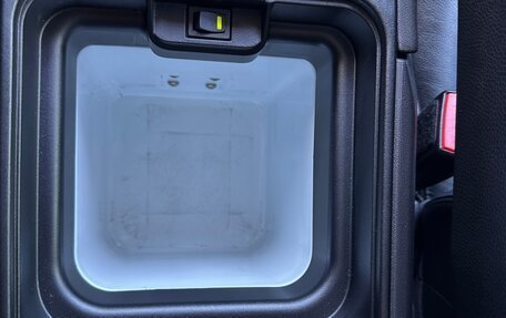 Land Rover Discovery IV, 2011 год, 1 970 000 рублей, 13 фотография