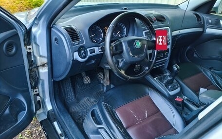 Skoda Octavia, 2011 год, 900 000 рублей, 13 фотография