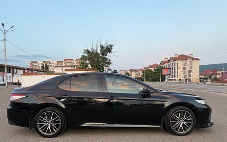 Toyota Camry, 2021 год, 4 000 000 рублей, 9 фотография
