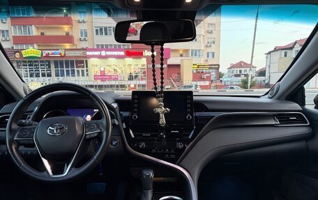 Toyota Camry, 2021 год, 4 000 000 рублей, 10 фотография