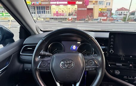 Toyota Camry, 2021 год, 4 000 000 рублей, 11 фотография