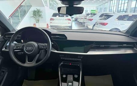 Audi A3, 2023 год, 2 280 000 рублей, 2 фотография