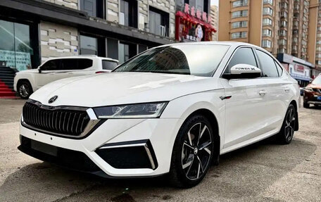 Skoda Octavia IV, 2022 год, 1 867 000 рублей, 1 фотография