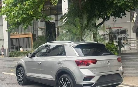 Volkswagen T-Roc I, 2020 год, 1 450 002 рублей, 6 фотография