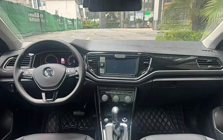 Volkswagen T-Roc I, 2020 год, 1 450 002 рублей, 22 фотография