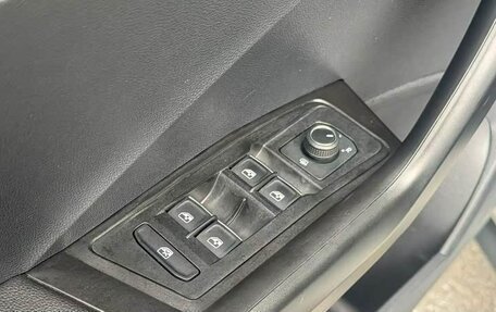 Volkswagen T-Roc I, 2020 год, 1 450 002 рублей, 18 фотография