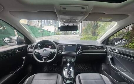Volkswagen T-Roc I, 2020 год, 1 450 002 рублей, 16 фотография