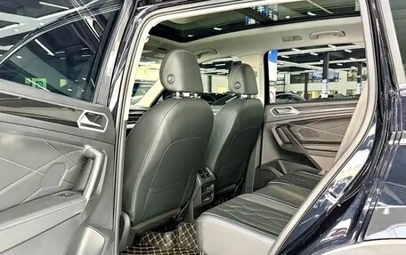 Volkswagen Tiguan II, 2023 год, 2 529 000 рублей, 8 фотография