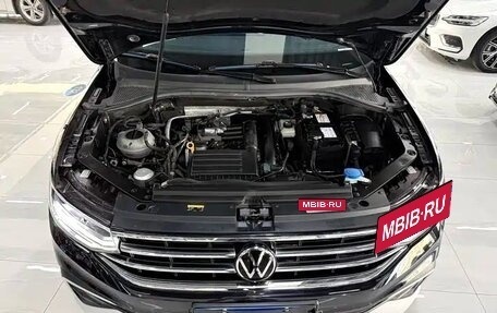Volkswagen Tiguan II, 2023 год, 2 529 000 рублей, 13 фотография