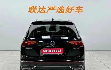 Volkswagen Tiguan II, 2023 год, 2 647 000 рублей, 5 фотография