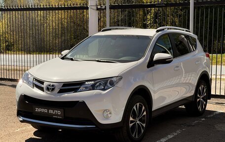 Toyota RAV4, 2015 год, 1 749 000 рублей, 3 фотография