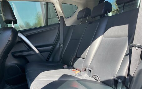 Toyota RAV4, 2015 год, 1 749 000 рублей, 23 фотография