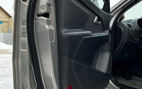KIA Sportage III, 2010 год, 1 200 000 рублей, 16 фотография