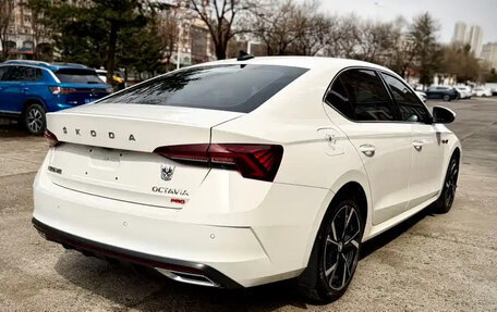 Skoda Octavia IV, 2022 год, 1 867 000 рублей, 6 фотография