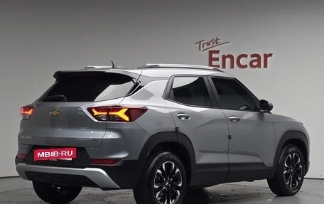 Chevrolet TrailBlazer, 2023 год, 1 400 000 рублей, 2 фотография