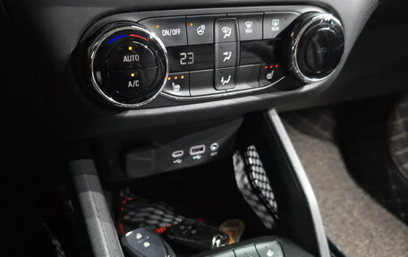 Chevrolet TrailBlazer, 2023 год, 1 400 000 рублей, 16 фотография