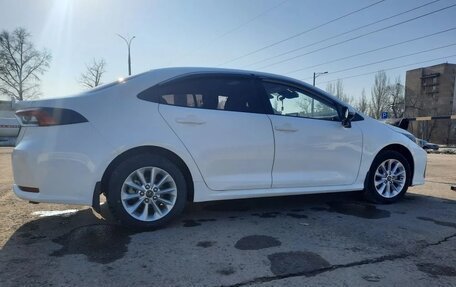 Toyota Corolla, 2021 год, 2 000 000 рублей, 2 фотография