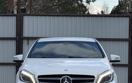 Mercedes-Benz A-Класс, 2015 год, 1 600 000 рублей, 3 фотография