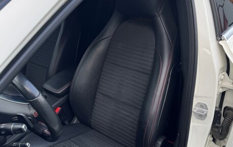 Mercedes-Benz A-Класс, 2015 год, 1 600 000 рублей, 10 фотография
