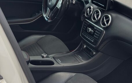 Mercedes-Benz A-Класс, 2015 год, 1 600 000 рублей, 12 фотография