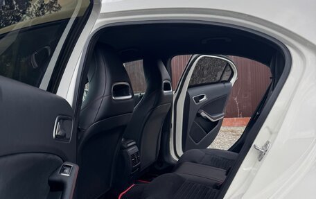 Mercedes-Benz A-Класс, 2015 год, 1 600 000 рублей, 21 фотография