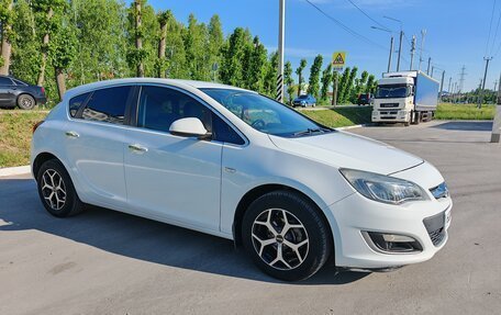 Opel Astra J, 2012 год, 670 000 рублей, 4 фотография