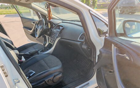 Opel Astra J, 2012 год, 670 000 рублей, 16 фотография