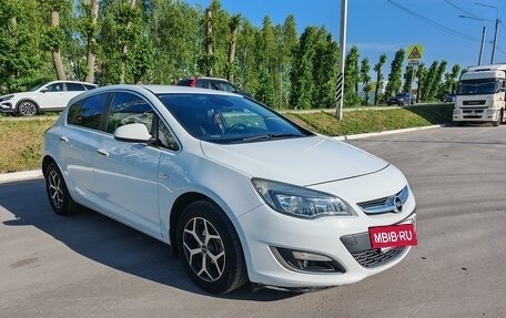Opel Astra J, 2012 год, 670 000 рублей, 3 фотография